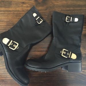 Vince Camuto short boot black with gold buckle